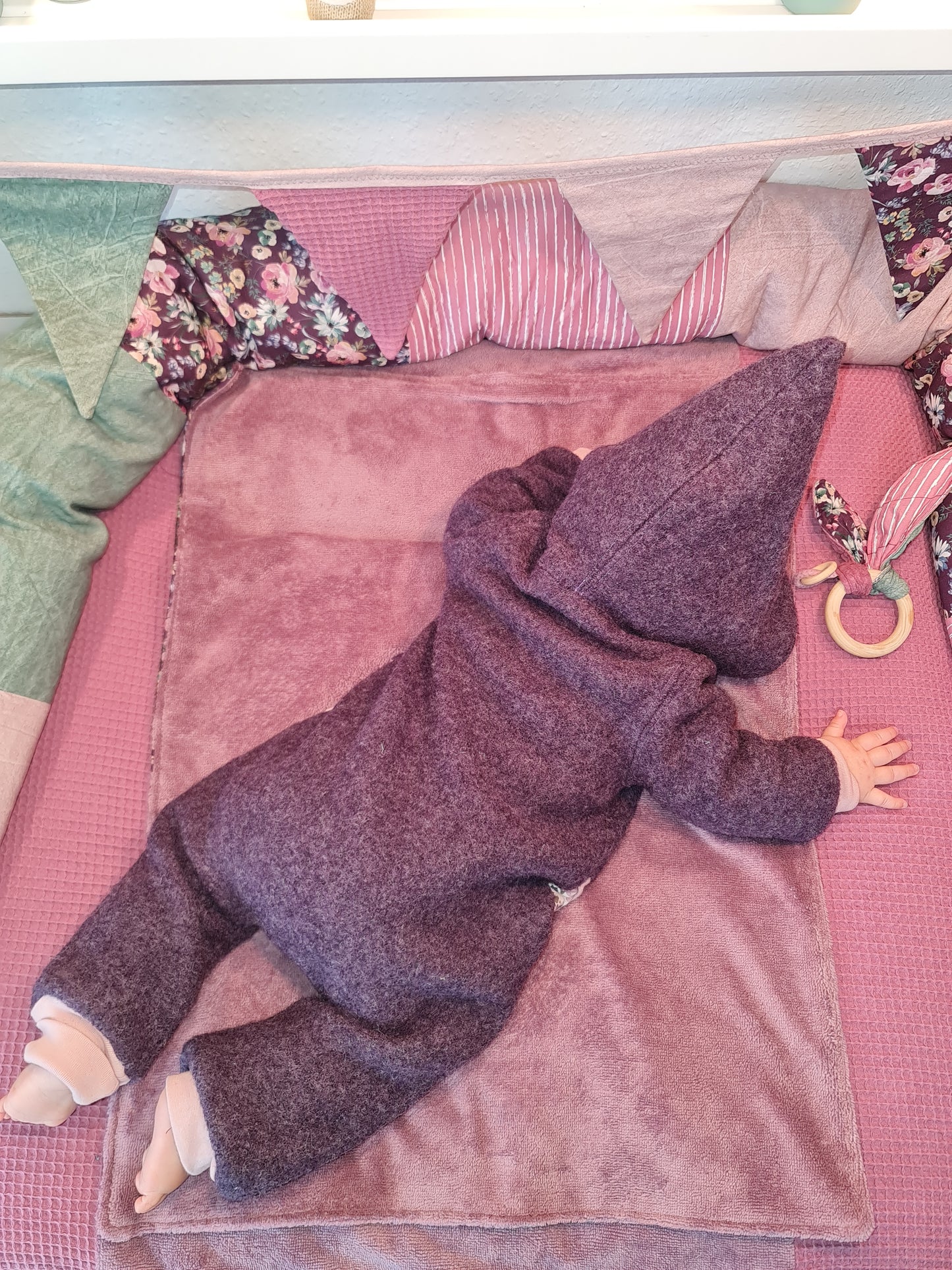 Baby Walkanzug lila meliert